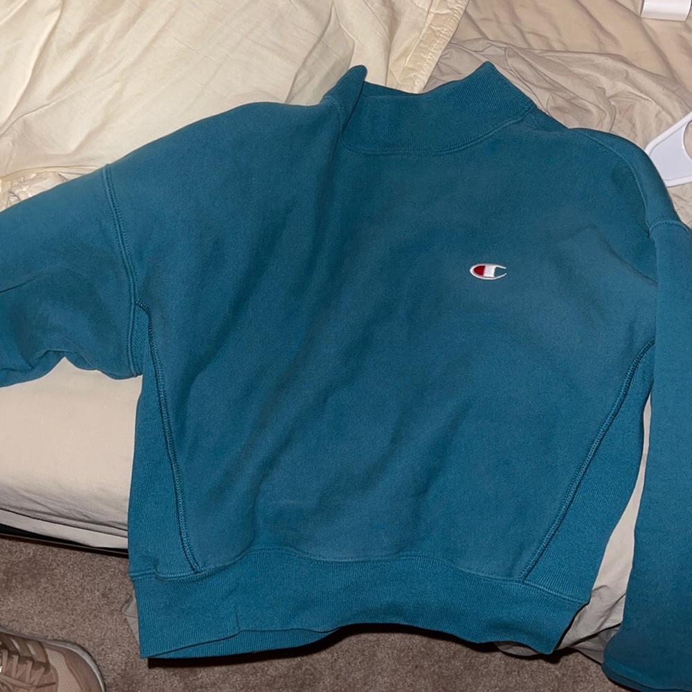Cropped champion pullover,teal.urban outfitters.Never worn